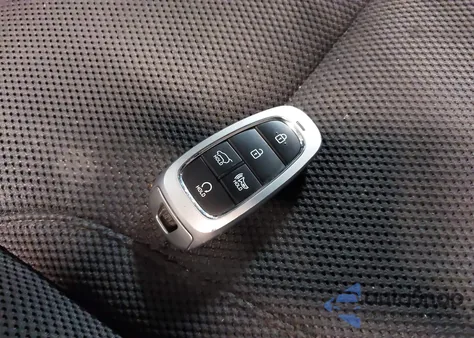 2023 Hyundai Tucson N Line z USA, uszkodzony, nr VIN KM8JFCAE2PU214162